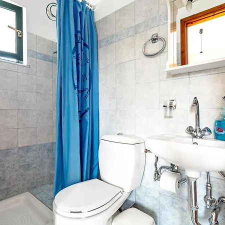 Daratos 1 Lägenhet *